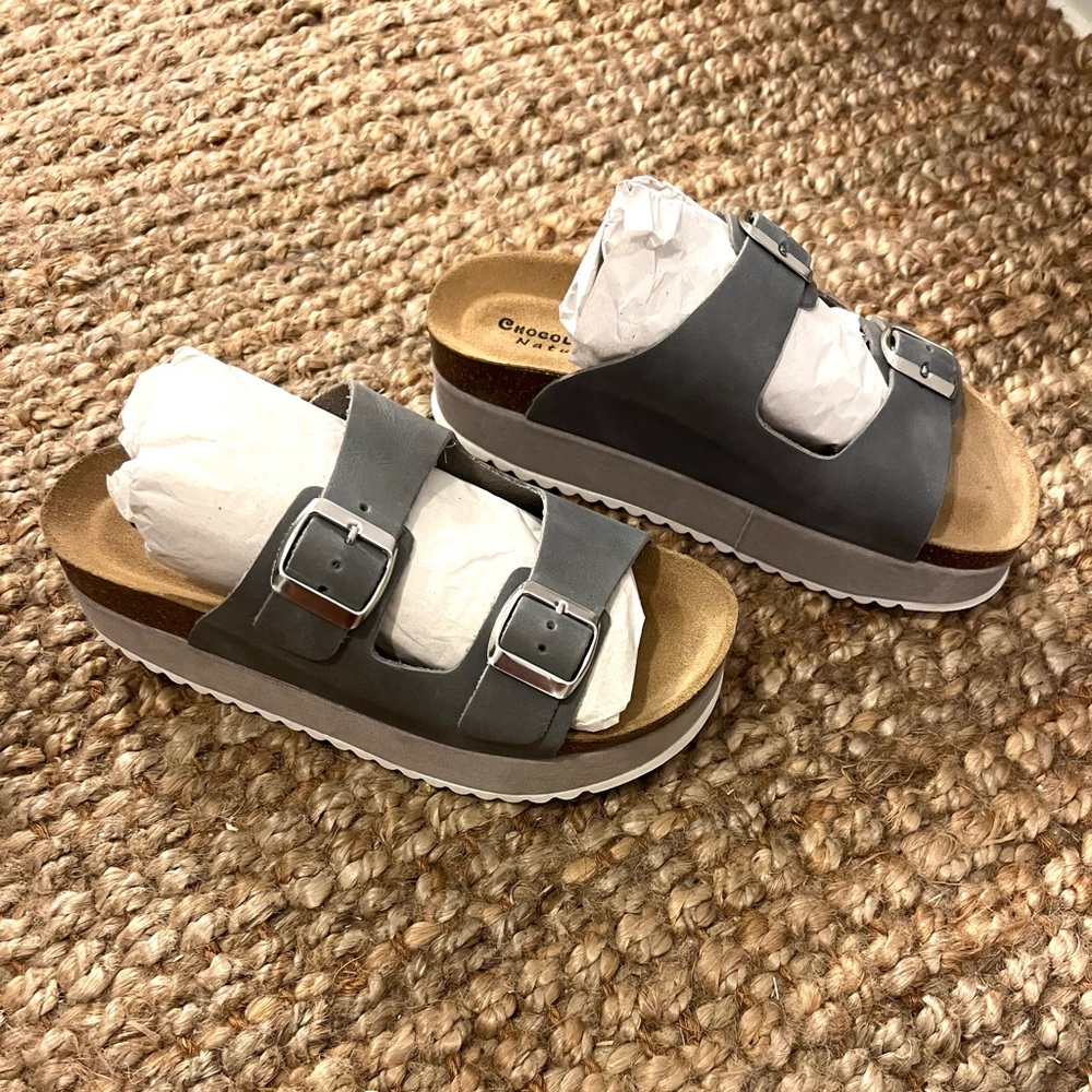 Chocolate Blu platform sandals size 7